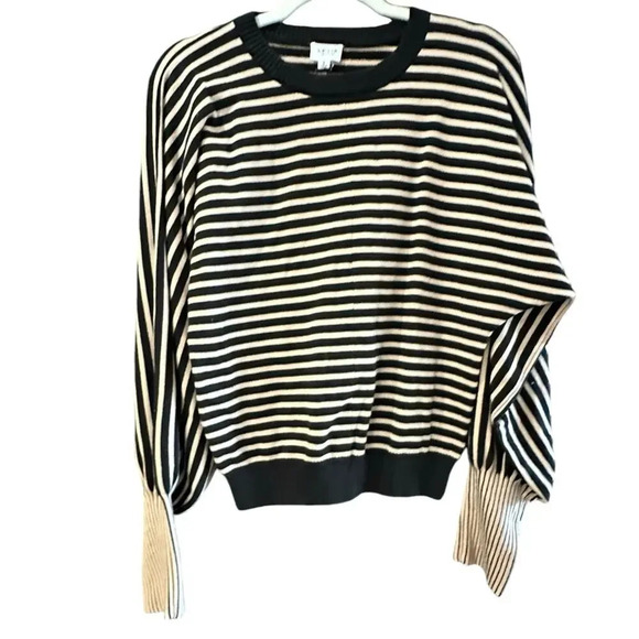 NWT Lelis Collection Striped Knit Casual Sweater Size Small - Picture 4 of 10